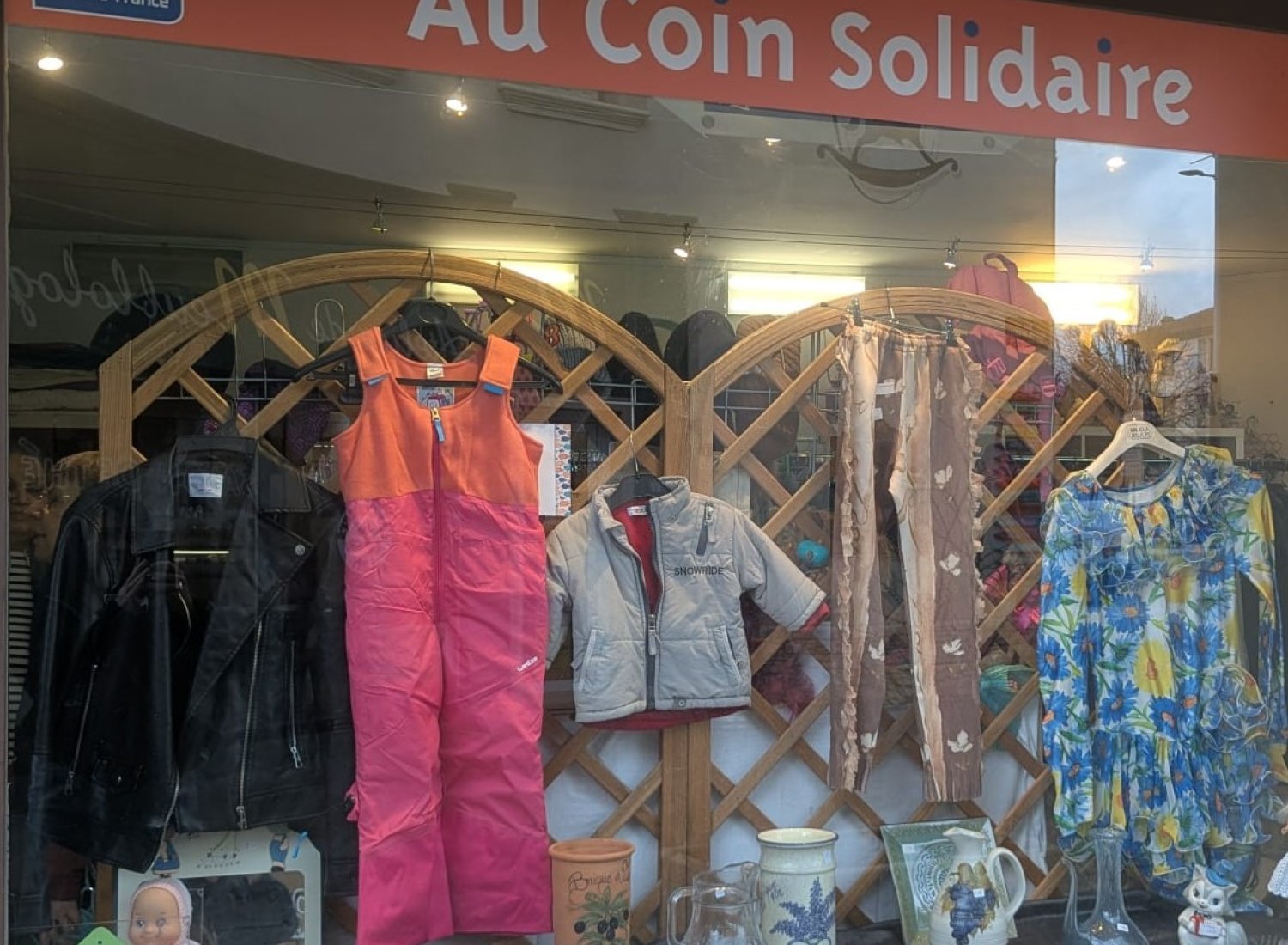 Boutique "Au coin Solidaire" à Monteux